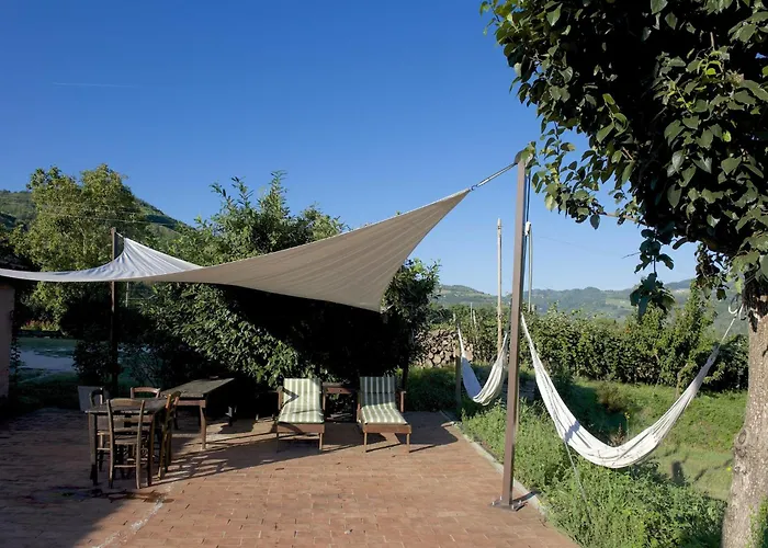 In With Swimming Pool * Modigliana