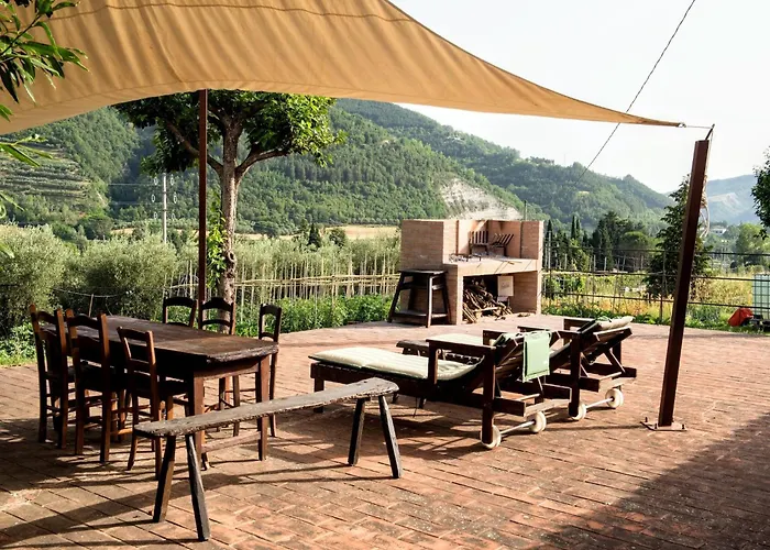 Dom wakacyjny In With Swimming Pool Modigliana