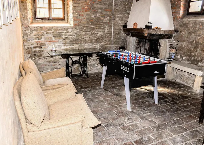 Dom wakacyjny In With Swimming Pool Modigliana