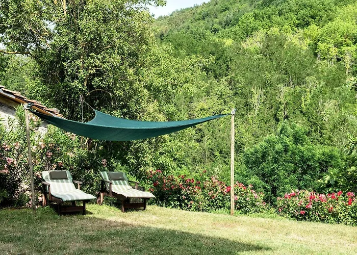 בית נופש In With Swimming Pool Modigliana